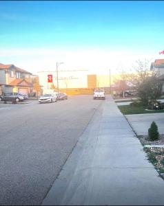 Beautiful Stay Air condition at Ellerslie Edmonton
