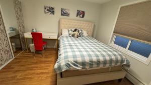 Main Floor Condo Fully Independent 1 Bed 1 Bath