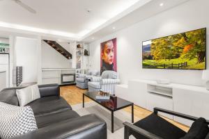 3-Bedroom Home in the Heart of Darlinghurst