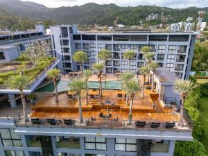 Suite Celeste 1BR Sunset RooftopCitygate Kamala