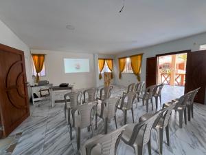 Habitaciones en Shekinah House, Data de Villamil