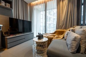 5 Kamala 1BR Pool Gym Rooftop Bar L501