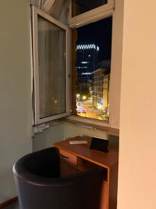 Frankfurt Central Apartment Neorenaissance