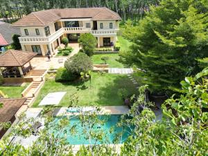 5BR Luxury Villa Bangtao With Staff Phuket