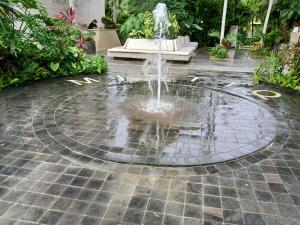 Plunge Pool Duplex PH with Beach Club Shuttle and GYM