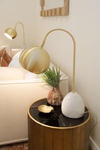 The Crown, Five Surry Hills