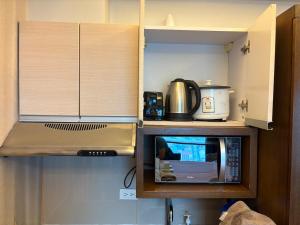 City View Unit near Makati CBD