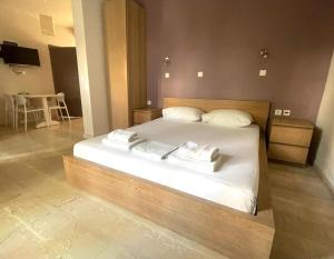 Calma Apartments & Studios