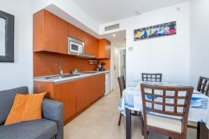 Sol & Playa Benalmádena. (Wifi, aparcamiento)