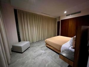 Jungle Panoramic View PH with Beach Club Shuttle & Gym