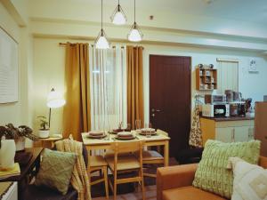 Cozy 2BR Rustic-Boho in Baguio City