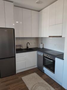 Sunshine III Apartment