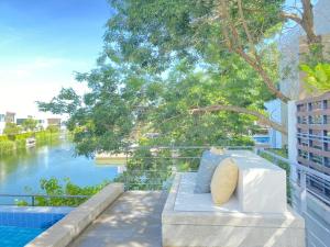 Lake View 3BR Villa with Private Pool Pattaya 30