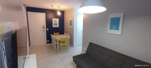 Mediterrâneo 507 - Todo Equipado, Ar Condicionado, Churrasqueira na Varanda, Internet Fibra 600MB, Estacionamento Grátis