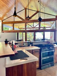 Luxurious Rainforest Retreat in Drake Bay, Osa, Costa Rica