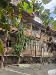 Studio in old town tbilisi