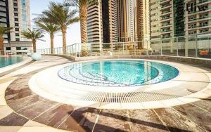Luxury High Floor 2BR , Marina Views , JBR