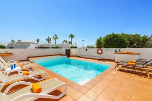 Villa Cielos by Villa Plus