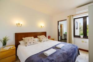 Villa Cielos by Villa Plus