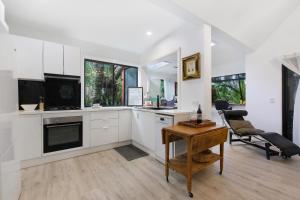 Shellies Twin Beach Houses