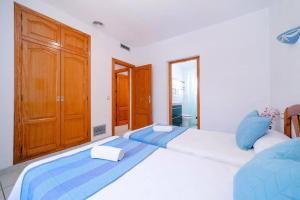 Villa Ciruela by Villa Plus