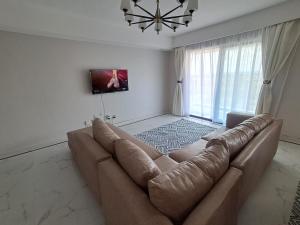 Jambo Family friendly Staycations - Near Airport -Train- National park views