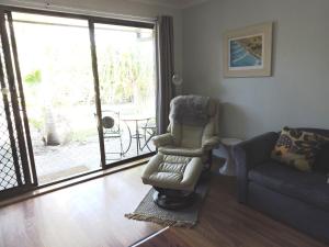 Cresta 1 Crescent Head