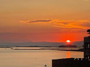 Fronte mare con parcheggio!