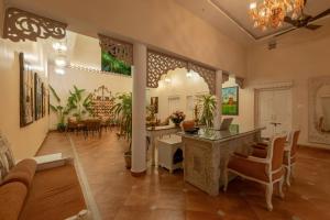 juSTa Luxe Kashi Parampara, Varanasi