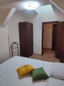 DOBA - Центр - Бограч 2 спальні 5 міс Завжди тепла !