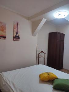 DOBA - Центр - Бограч 2 спальні 5 міс Завжди тепла !