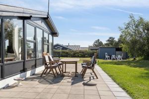 Lovely Cottage Close To The Water