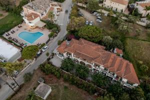 Odysseas Studios with Private Pool, close to Tsilivi Beach