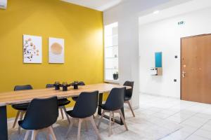 Acropolis Canvas-3BDR