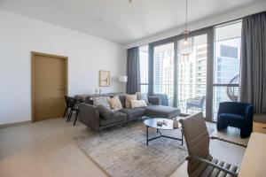 Fully Furnished 2BR-Direct Dubai Mall Connection