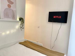 New 422 Suite Louis - Cosy Apartment Paris Center