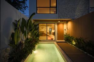 Ocean Dream Uluwatu by Hello Summer