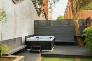 Manchesters Ultimate House - Hot tub - Sleeps 22!