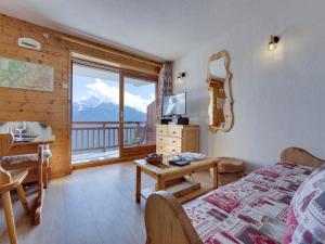 Appartement chaleureux au sud avec balcon, parking et Wi-Fi - FR-1-690-26 - 3hvězdičkové hotely ve městě Montvalezan