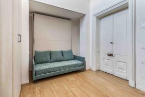 heated HYDROMASSAGE POOL Central Station1 View