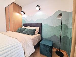 Изумрудная студия на Дарвина в центре