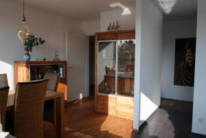 Elegant Furnished Apartment in Central Cologne for Long Stay