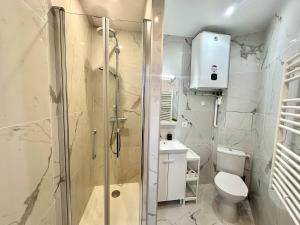 New 452 Suite Newman - Cosy Apartment Paris Center