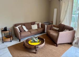 Lovely flat with swimming pool five minutes from the beach