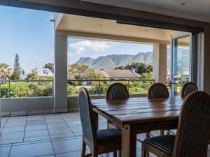 Shores Keep - Self Catering Home