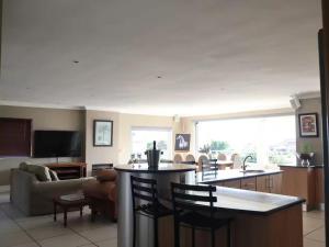 Shores Keep - Self Catering Home