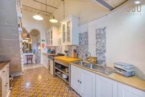 Lovely 4BR Maltese Home with Private Garden & BBQ by 360 Estates