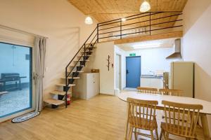 Chuncheon Cracra Pension