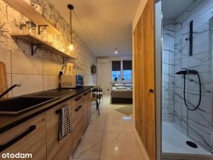 NightHost Robotnicza 32 m248 Wrocław free parking