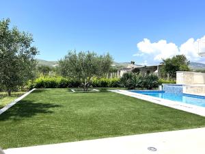 Holiday house Trogir NATURA with swimming pool